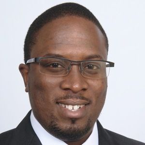 Meet your Posher, Emmanuel